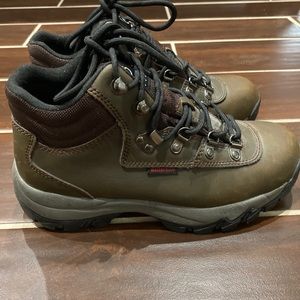 Women’s Magellan hiking shoes